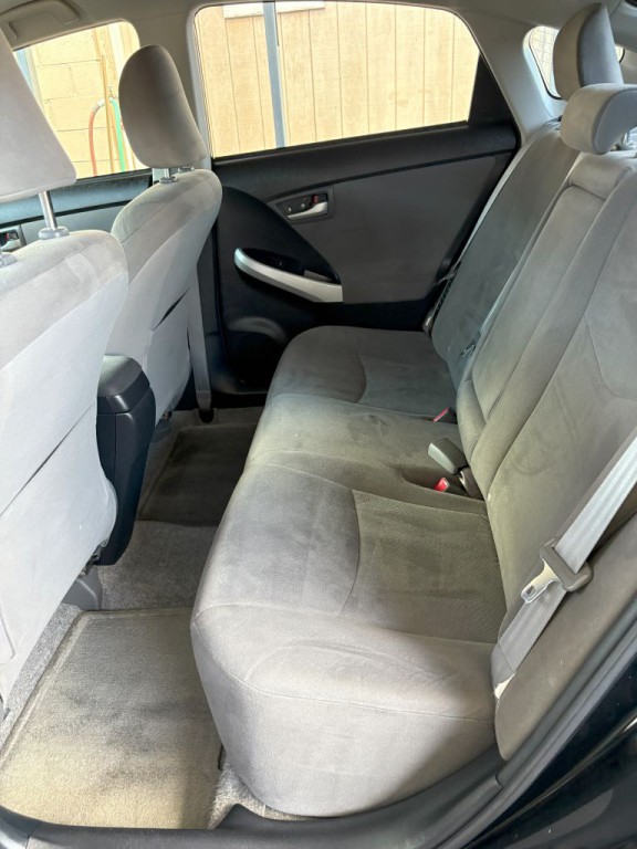 2013 Toyota Prius Image 11
