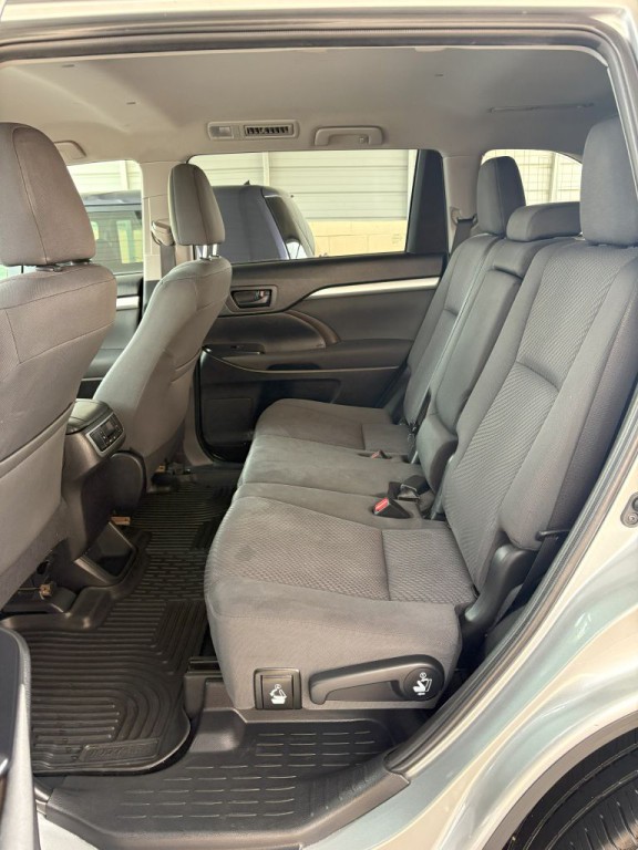 2019 Toyota Highlander Image 13