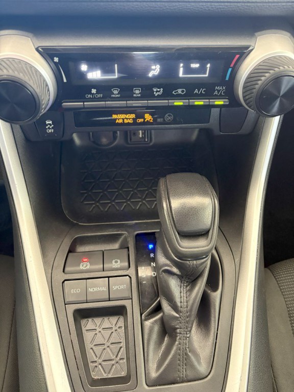 2019 Toyota Rav4 Image 11