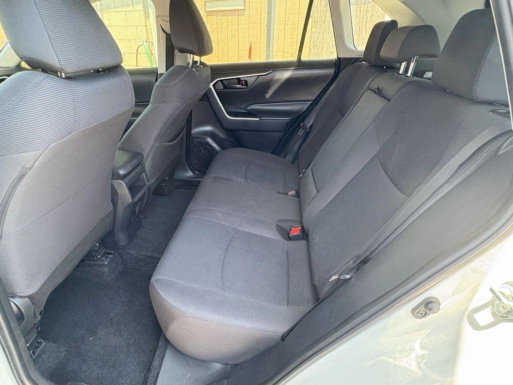 2019 Toyota Rav4 Image 25