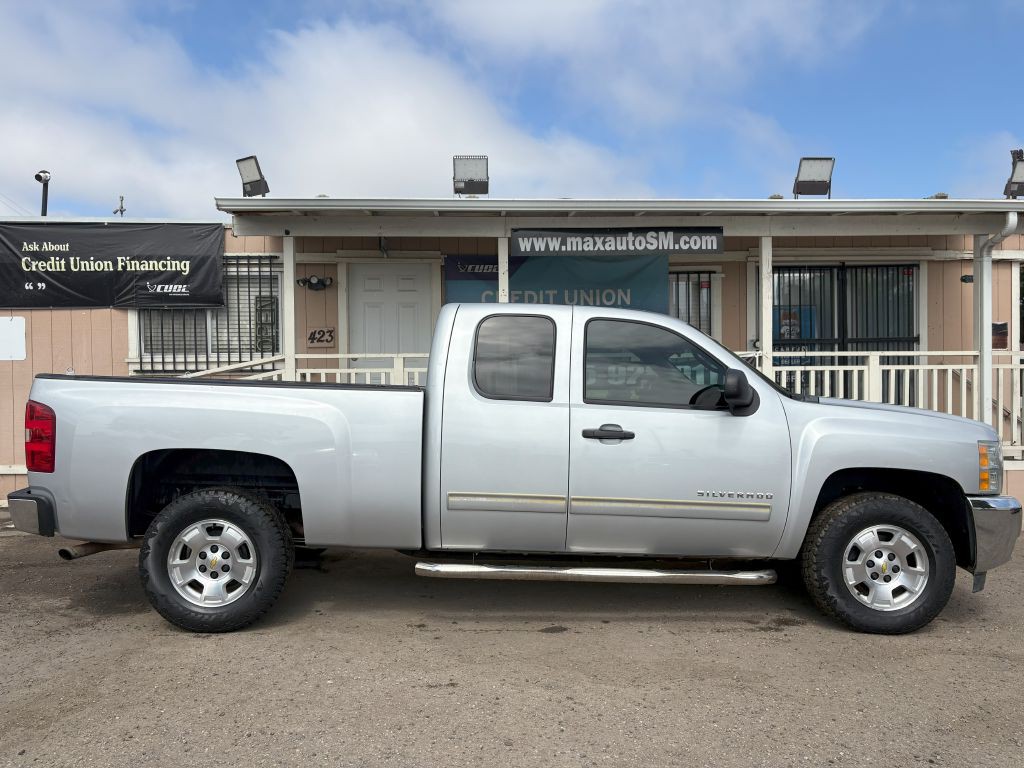 2013 Chevrolet Silverado 1500 Image 2