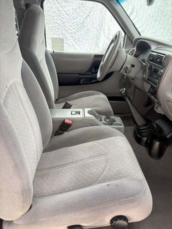 2002 Mazda B-Series Image 16