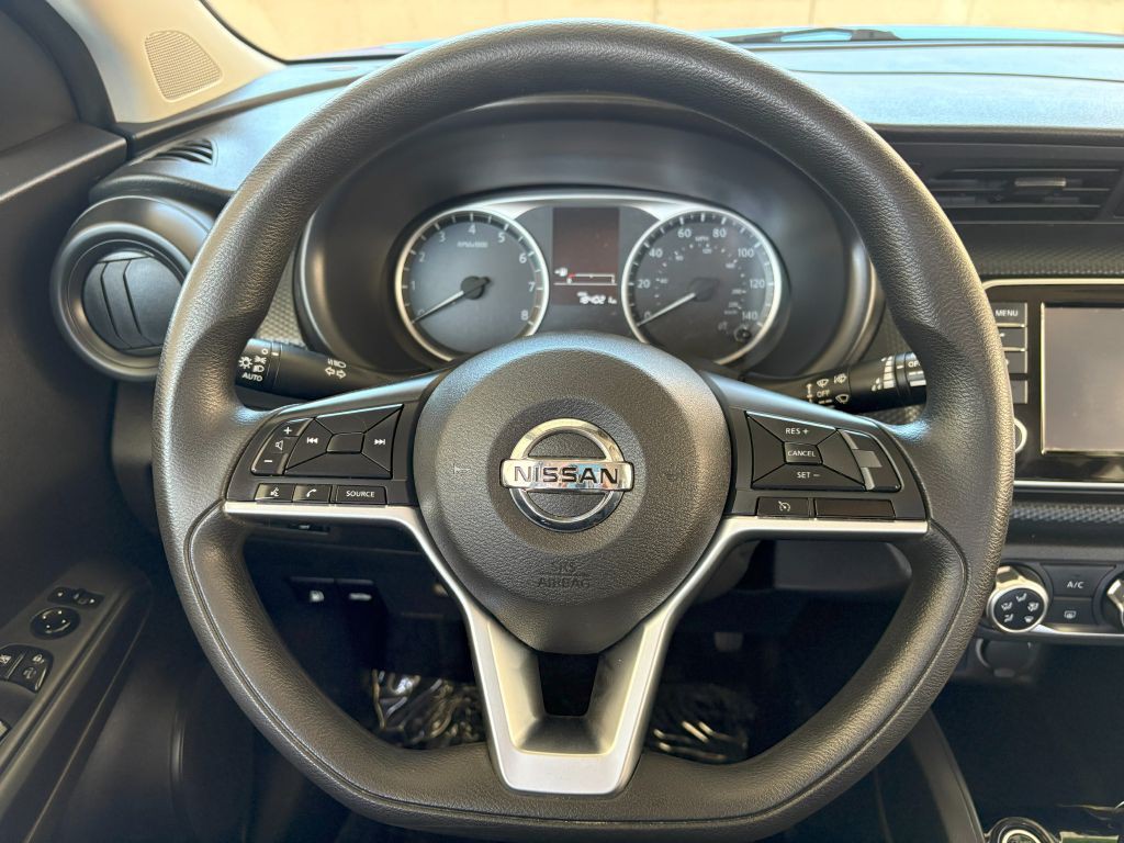2021 Nissan Kicks Image 9
