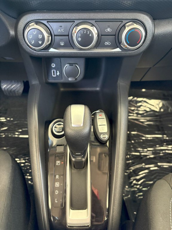 2021 Nissan Kicks Image 11