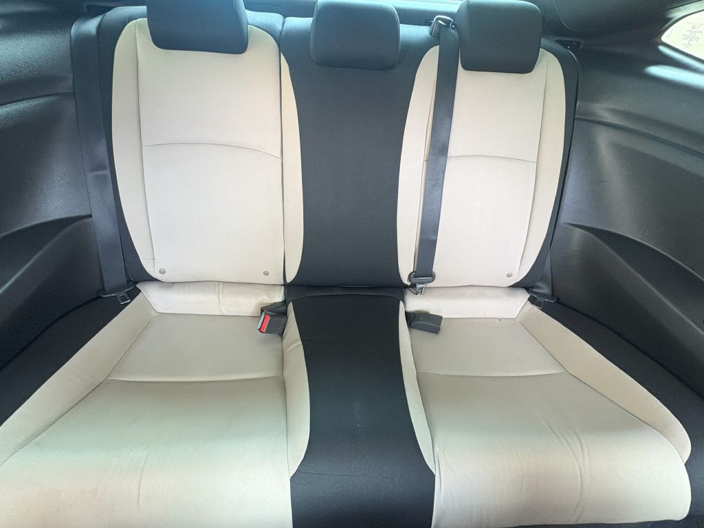 2018 Honda Civic Image 6