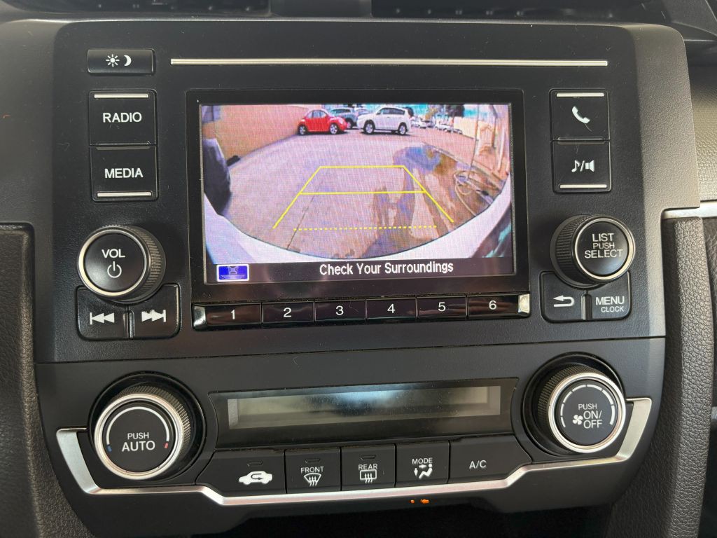 2018 Honda Civic Image 11