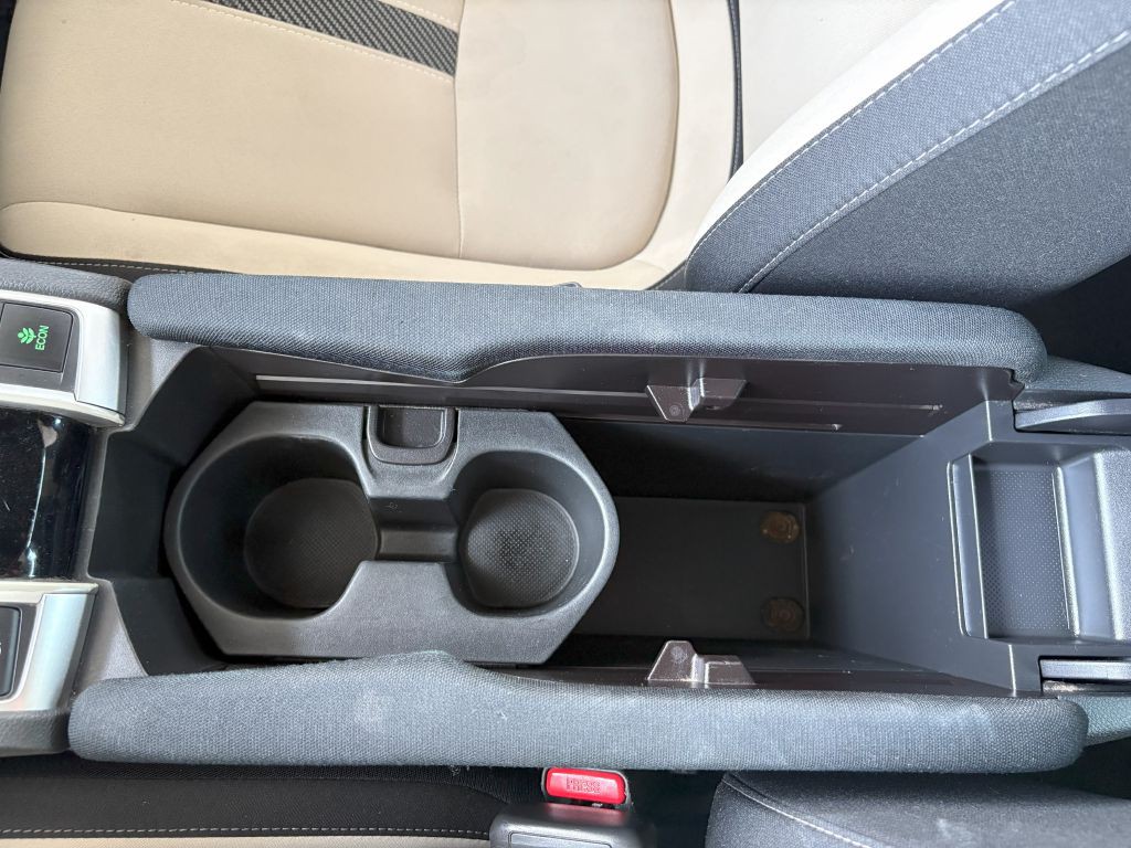 2018 Honda Civic Image 12