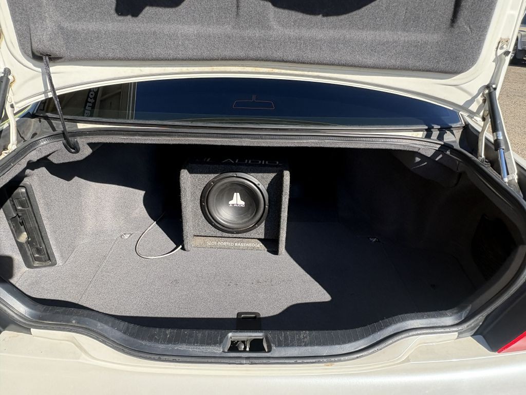 2003 Lexus LS 430 Image 30