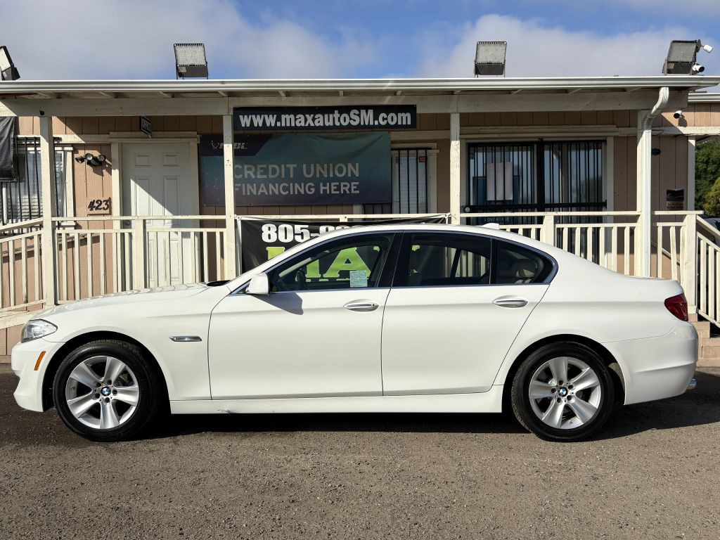 2012 BMW 5 Series Image 4