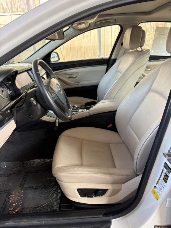 2012 BMW 5 Series Image 7