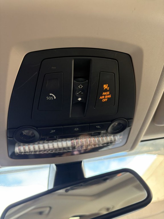 2012 BMW 5 Series Image 22