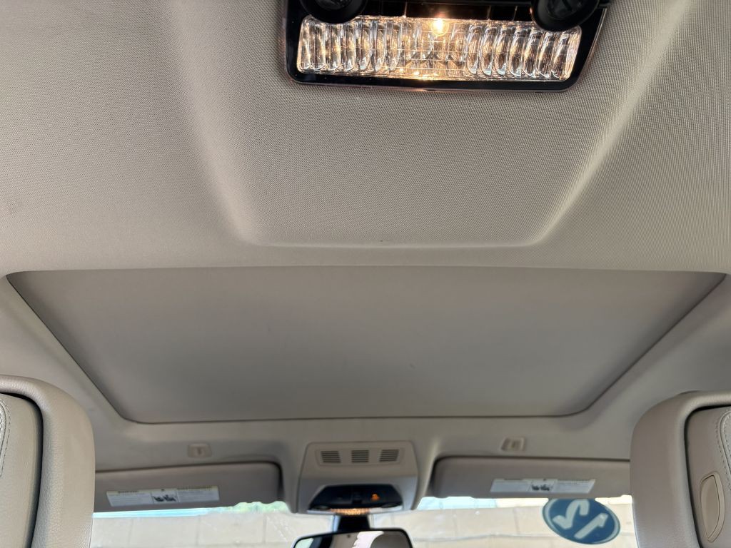 2012 BMW 5 Series Image 24