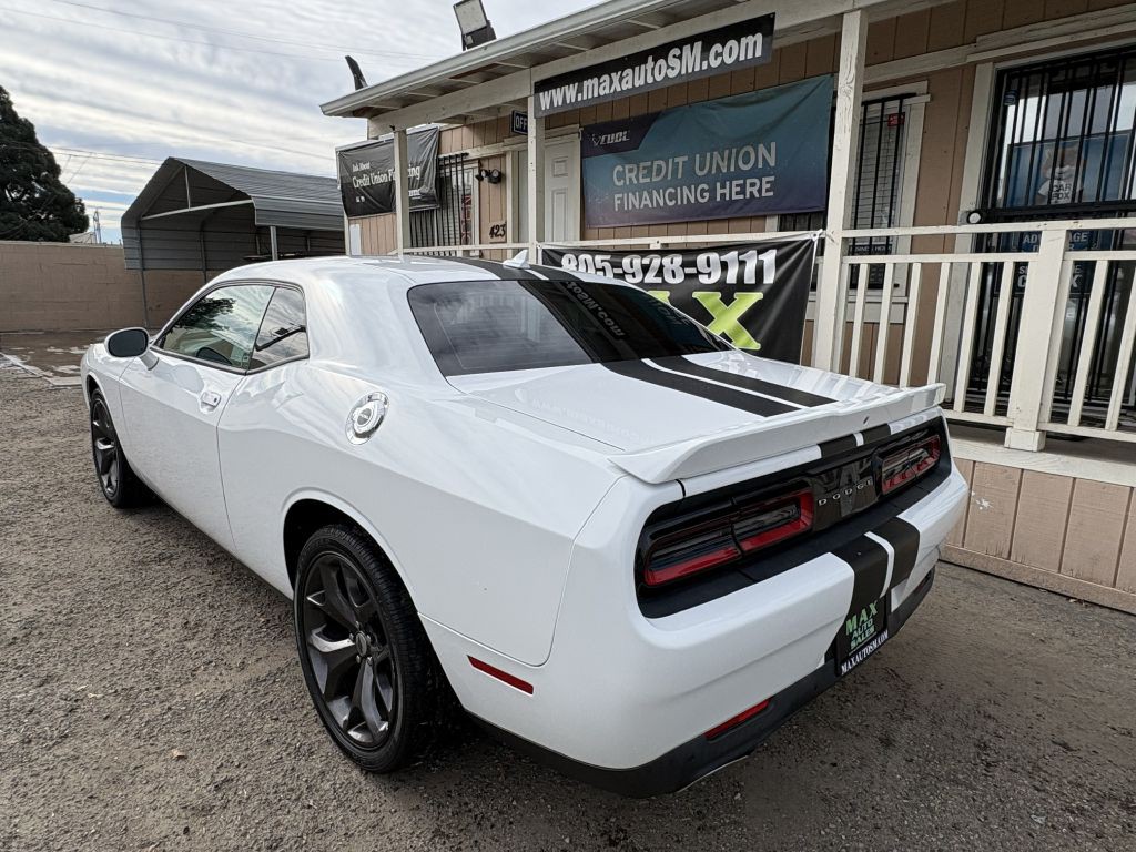 2019 Dodge Challenger Image 5
