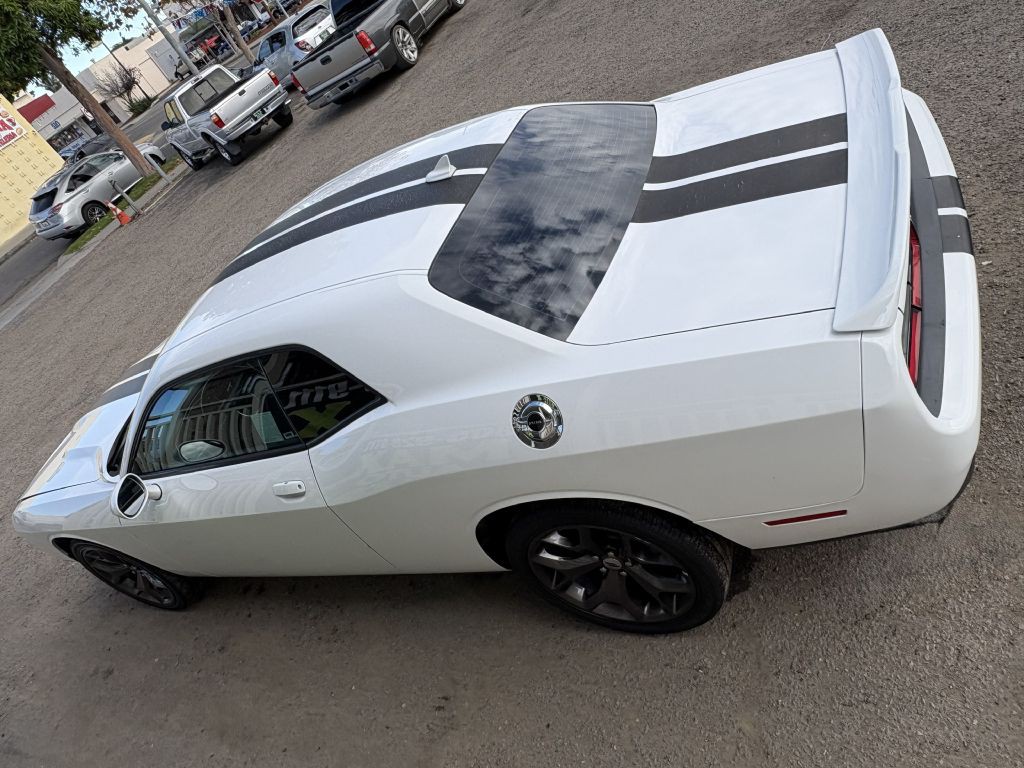 2019 Dodge Challenger Image 12