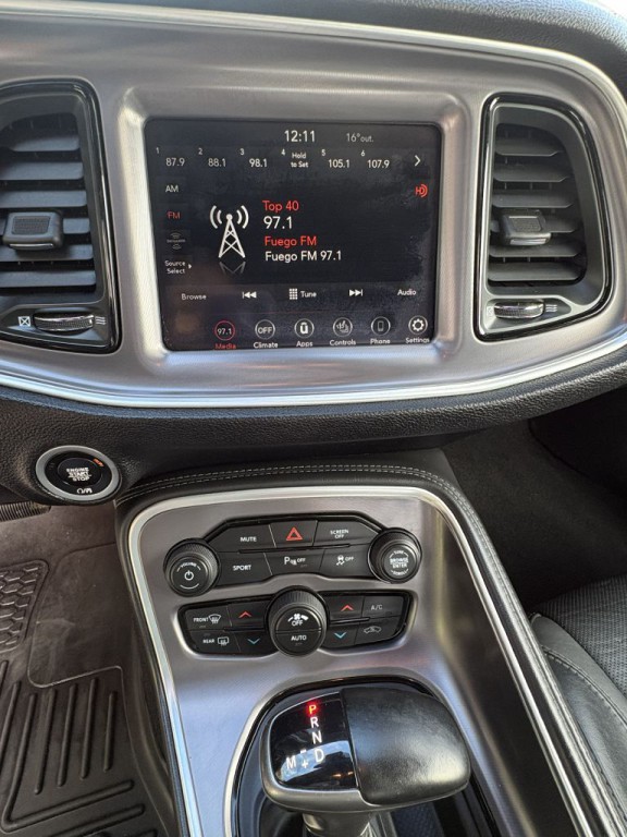 2019 Dodge Challenger Image 17