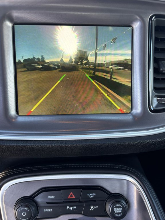 2019 Dodge Challenger Image 20