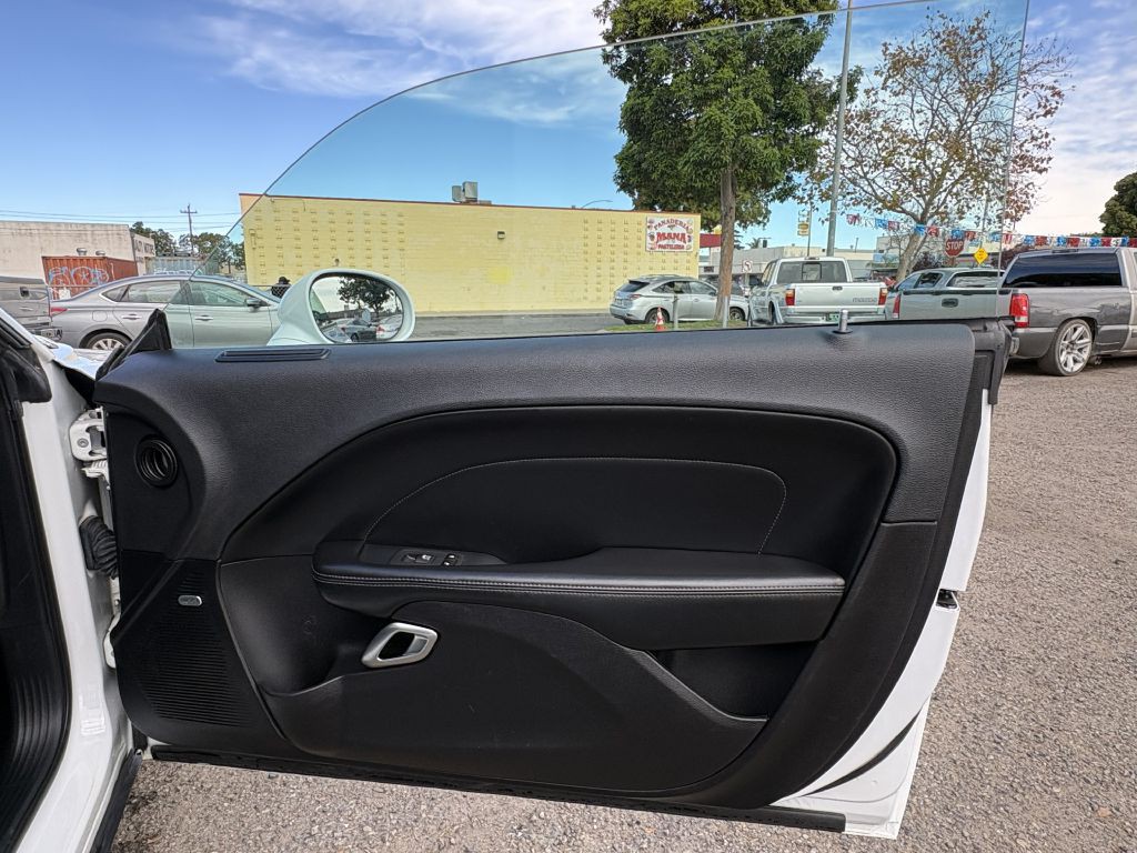2019 Dodge Challenger Image 24