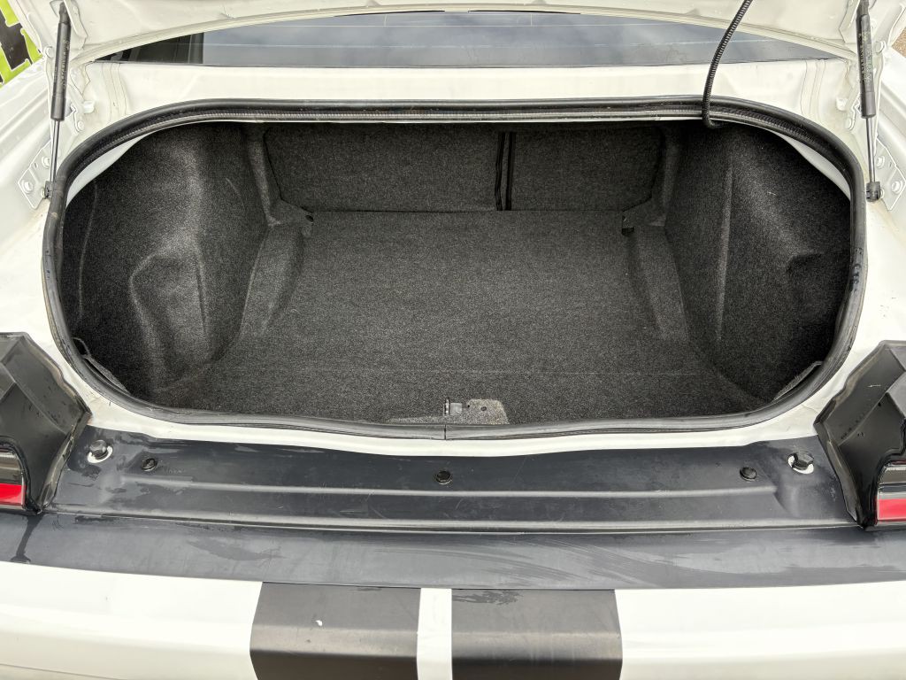 2019 Dodge Challenger Image 29