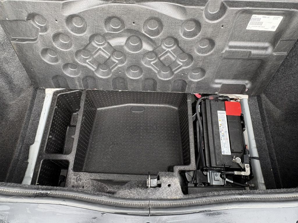 2019 Dodge Challenger Image 31