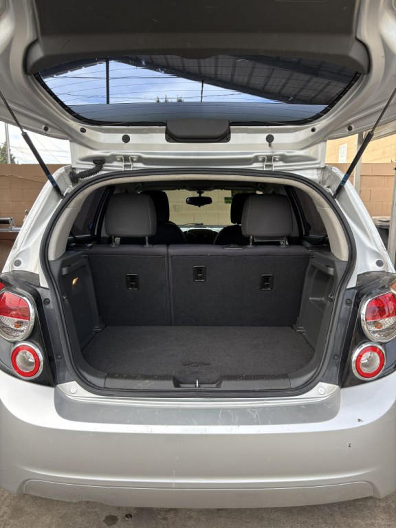 2014 Chevrolet Sonic Image 21