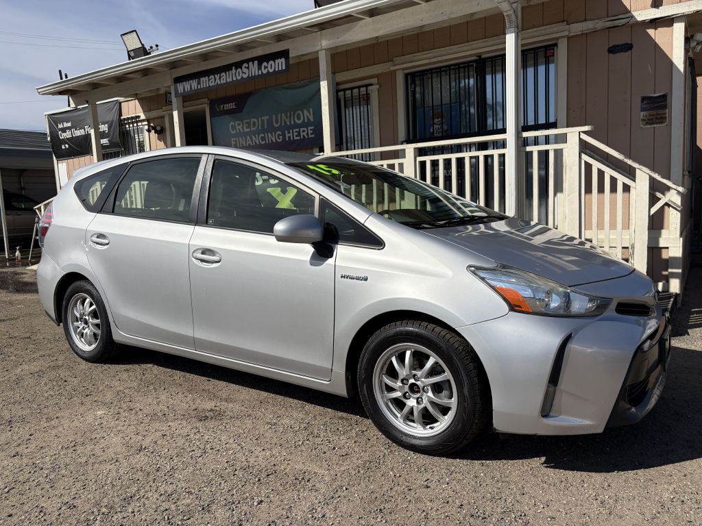 2015 Toyota Prius Image 9