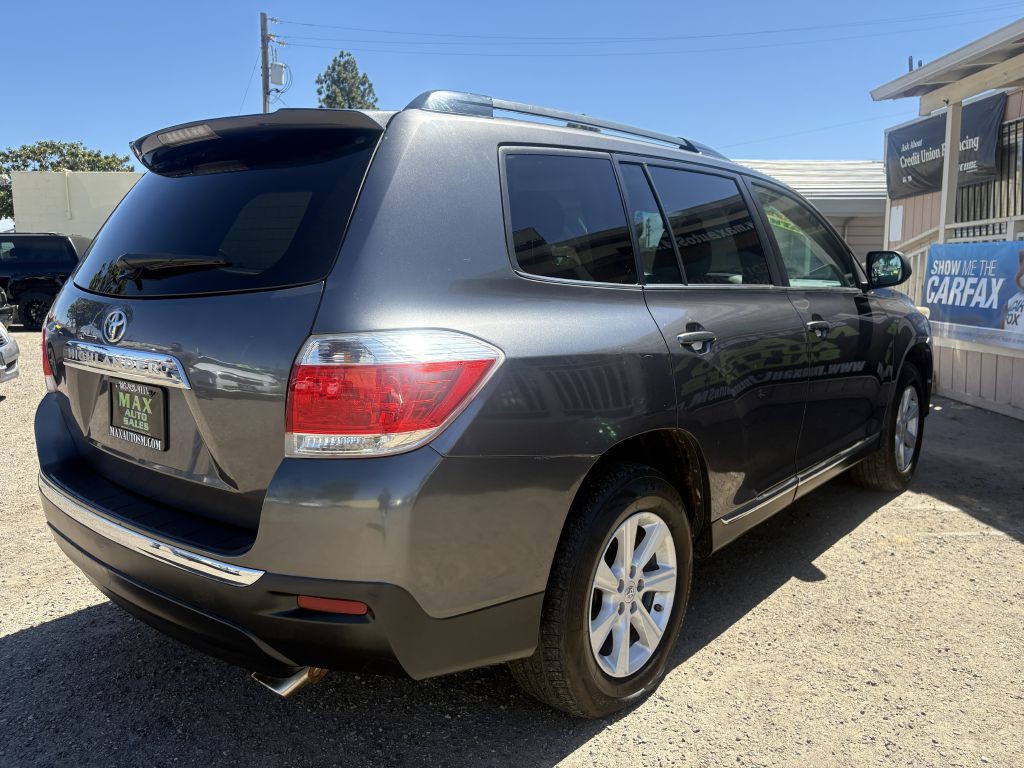 2011 Toyota Highlander Image 6