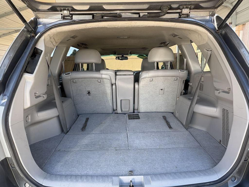 2011 Toyota Highlander Image 17