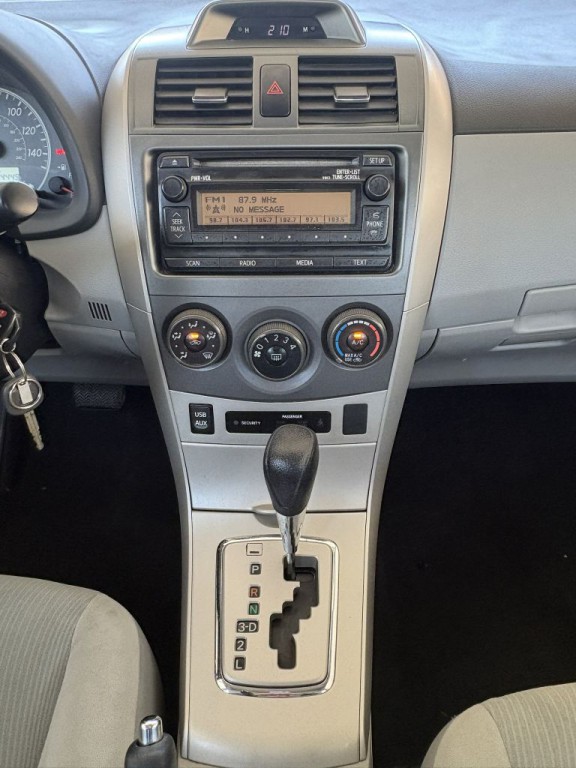 2012 Toyota Corolla Image 19