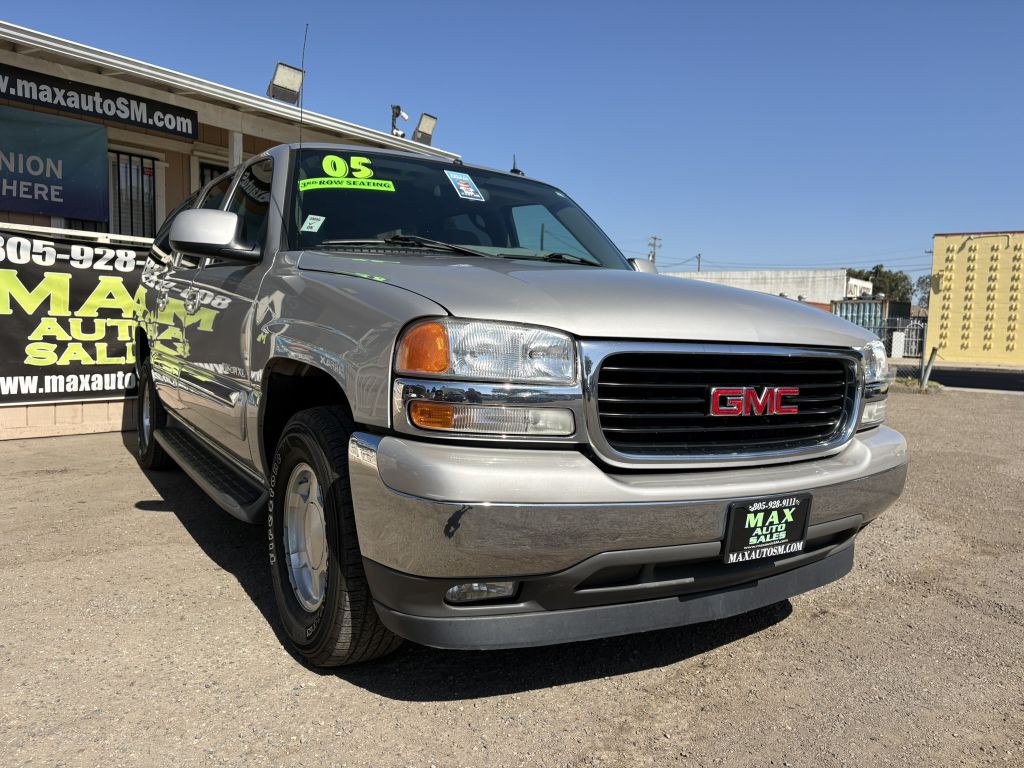 2005 GMC Yukon Image 1