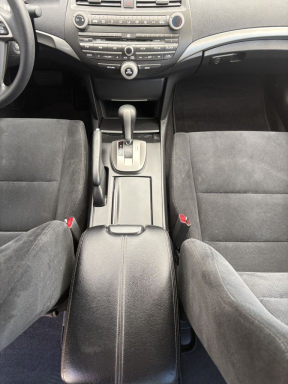 2008 Honda Accord Image 15