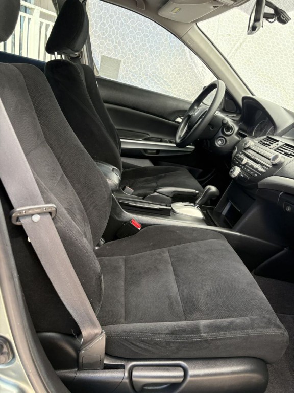 2008 Honda Accord Image 24