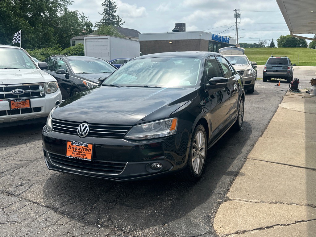 2013 Volkswagen Jetta Image 1