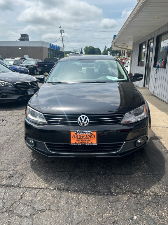 2013 Volkswagen Jetta Image 2