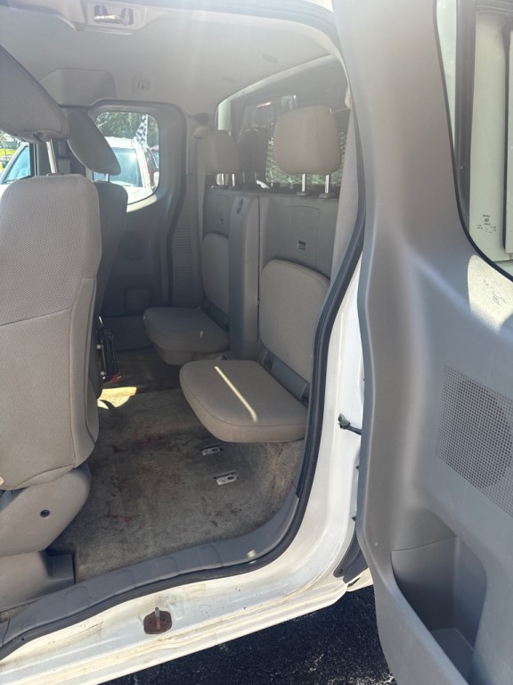 2017 Nissan Frontier Image 7