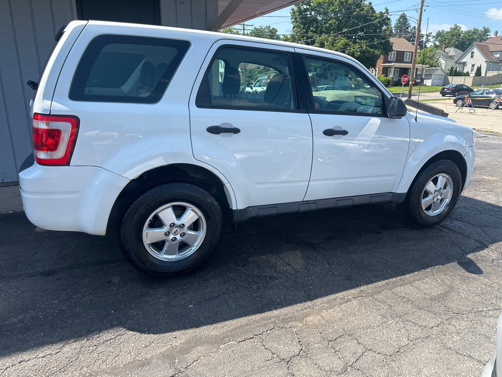 2012 Ford Escape Image 3