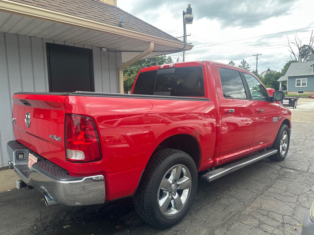2013 RAM 1500 Image 3