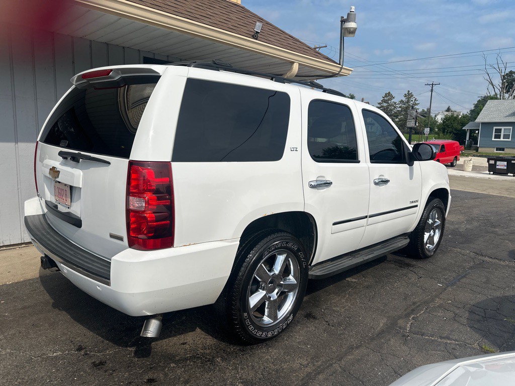2012 Chevrolet Tahoe Image 3