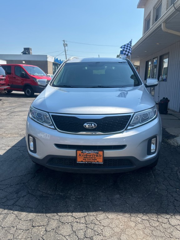2015 Kia Sorento Image 2