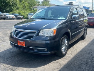 Image for 2014 Chrysler Town & Country Touring L ID: 6763659