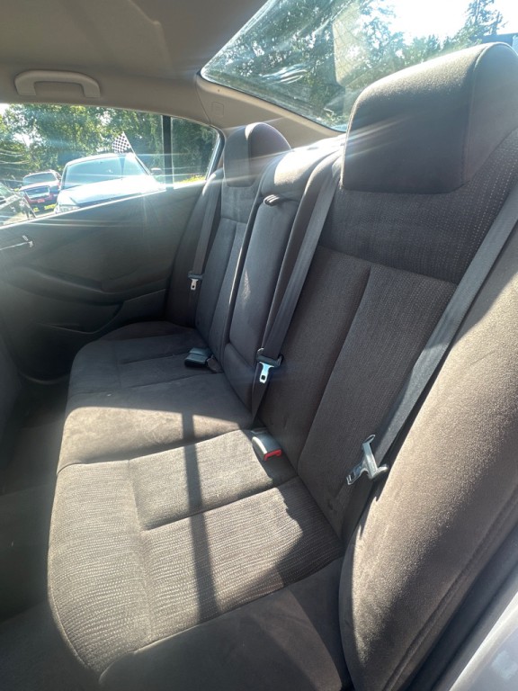 2010 Nissan Altima Image 6