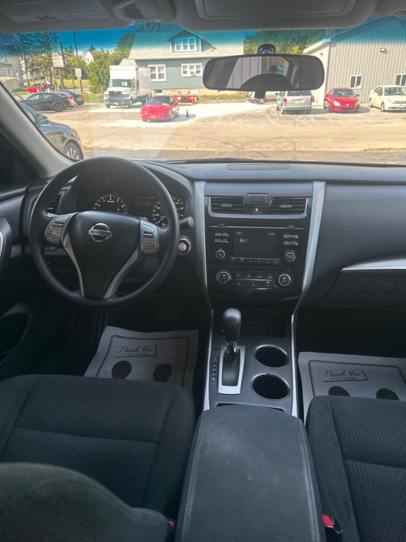 2015 Nissan Altima Image 7