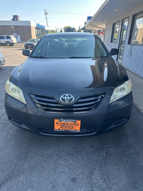 2009 Toyota Camry Image 2