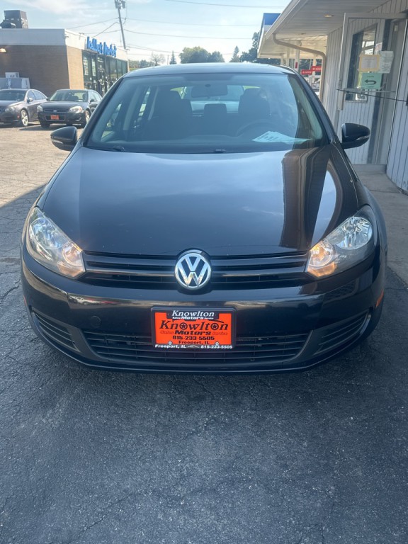 2013 Volkswagen Golf Image 2