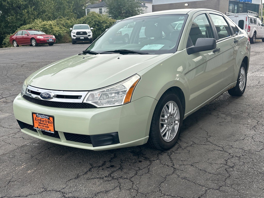 2010 Ford Focus Image 1