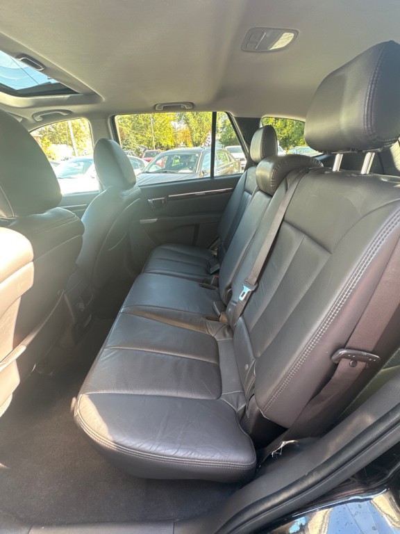 2011 Hyundai Santa Fe Image 6