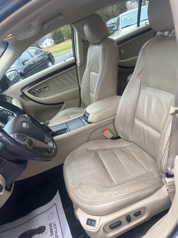 2013 Ford Taurus Image 5