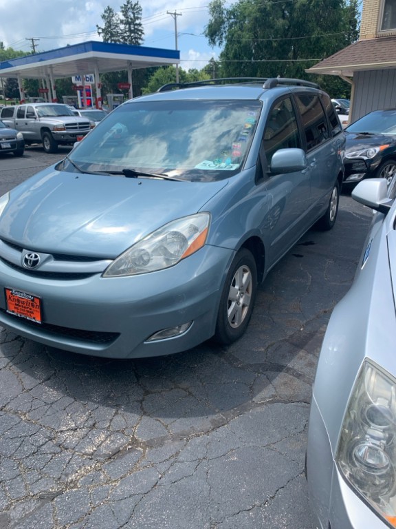 2006 Toyota Sienna Image 1