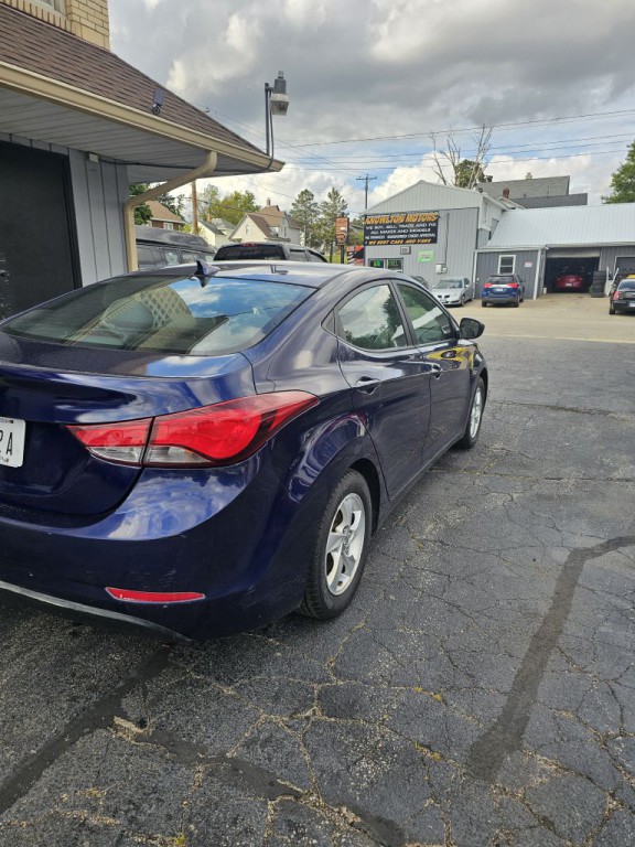 2014 Hyundai Elantra Image 5