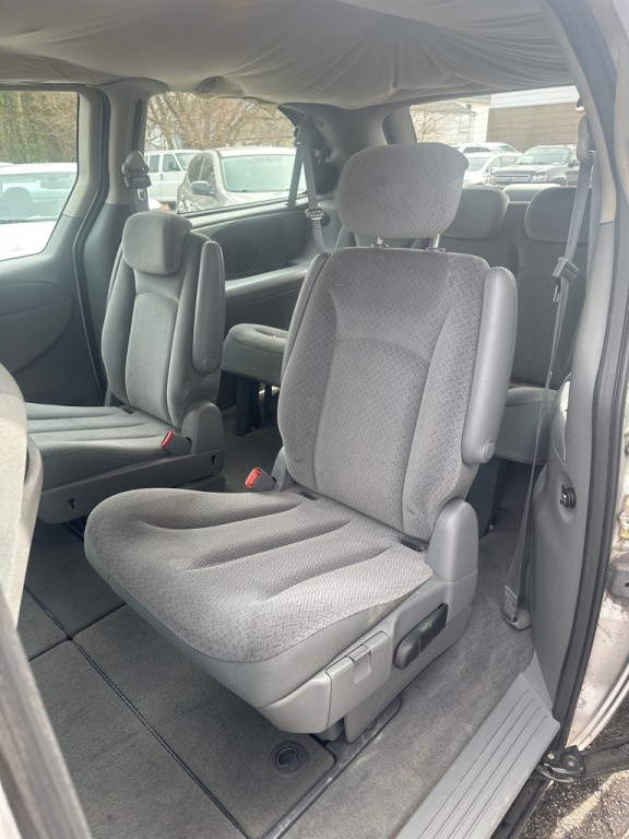 2006 Dodge Grand Caravan Image 6