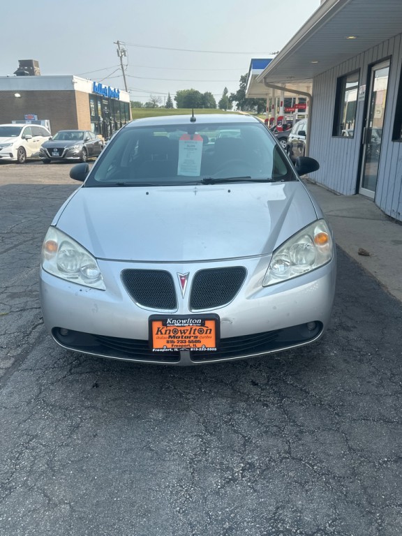2008 Pontiac G6 Image 2